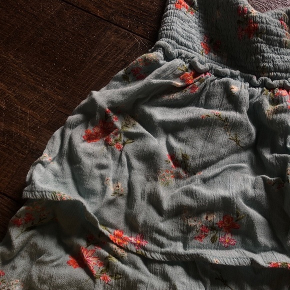 tiered mini skirt - Picture 3 of 4